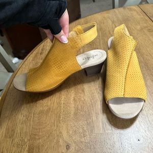 Clark’s mustard sandals with heel